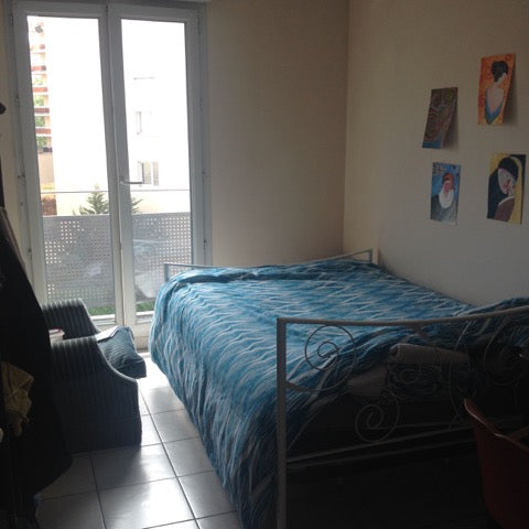 Le logement est une chambre dans une colocation de trois personnes. Mes colocata Wellington, New Zealand Chambre à louer dans une coloc lors de l'euro 2016 Private room in rental unit vacation rental 13231680