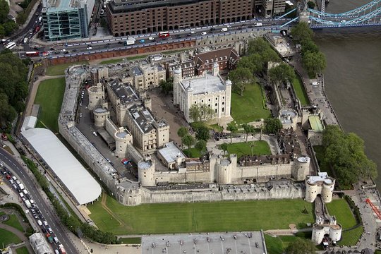 9 Hr Tour Tower of London  Churchill War Rooms and Westminster Abbey with Guide  Private Tours and Travel Guide Europe London CITY London Destination Tour