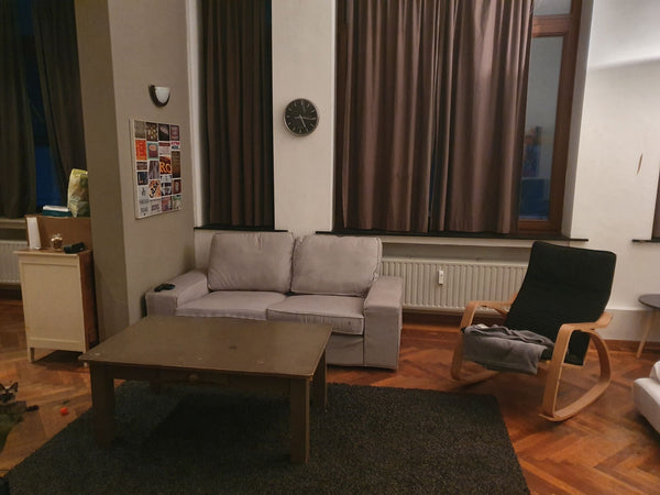 Situé à  2 pas de la place Fernand Cocq et du métro porte de Namur, ce charmant  Brussels, Belgium Charmant Studio à Ixelles Entire rental unit vacation rental 41387804