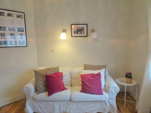 Splendide petit studio en plein coeur d Ixelles et à proximité immédiate des éta Brussels, Belgium Splendide petit studio en plein coeur d'ixelles Entire rental unit vacation rental 31017173