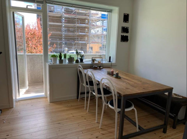 Nice and quiet two room apartment close to public transport and recreational are Copenhagen, Denmark Two room apartment with new kitchen and a balcony Entire rental unit vacation rental 43256011