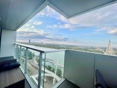 Das Apartment befindet sich im höchsten und modernsten Wohnturm Österreichs. Hie Vienna, Austria Luxury Waterfront Sky Residence Entire vacation home vacation rental 672559269386974834