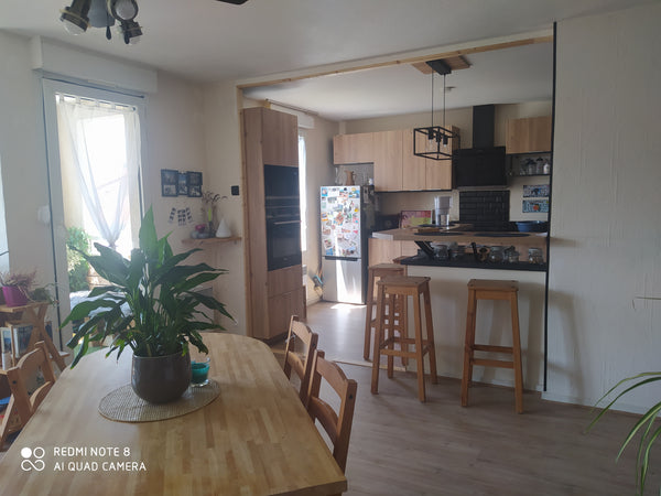 Greetings, <br /><br />We welcome you in our large and luminous appartement near Lyon, France Luminous and quiet Room in flat near Confluence Private room in rental unit vacation rental 27524092