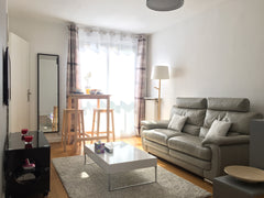Hello,<br />I'm renting a brand new apartment (30m2) in a quiet and lively stree Antibes, France Studio 30m2 Nation Metro 1, 2, 6, 9 Entire rental unit vacation rental 6098403