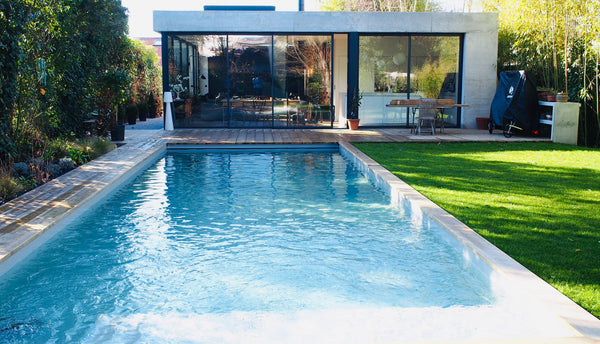 Superb oasis of greenery and tranquility with pool in quiet area of Bordeaux<br  Bordeaux, France Oasis of greenery and tranquility with swimming Entire villa vacation rental 32400498