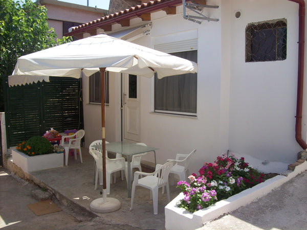 The house is in Perivolia village, close to all facilities and easy distance to  Attica, Greece Άνετο σπίτι για υπέροχες διακοπές . Entire home vacation rental 5156367
