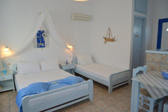 Room number 5 is a triple room in Pollonia village at Milos island.It has one do Greece Triple room 100 metres from Pollonia center. Cycladic home vacation rental 41148850