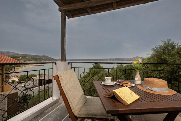 Villa Georgias in Kalives Apokoronou is an apartment complex just 3 'from Maistr  Villa Georgia Kalyves | Apartment 9 Entire rental unit vacation rental 559328219054526447