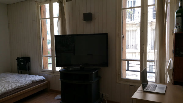Studio situé au premier étage d'un immeuble calme à moins de 5 min de la ligne 1 Paris, France Studio 30m2 - M° Plaisance Entire rental unit vacation rental 6816510