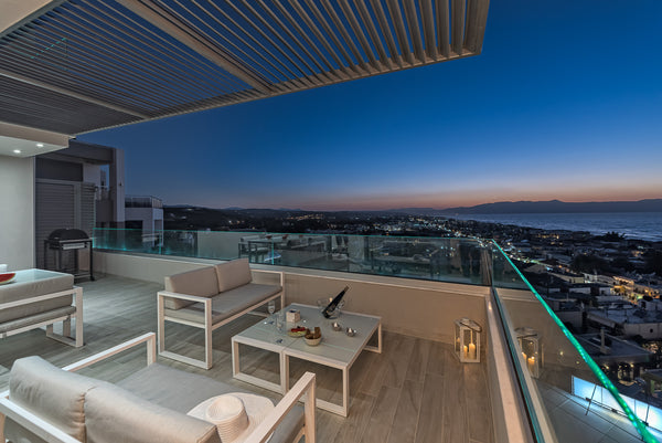 A designer, fully-equipped home, built on the edge of a cliff offering spectacul Chania, Greece Stay in a Seaview Lux Home, near Platanias beach Entire rental unit vacation rental 24019347