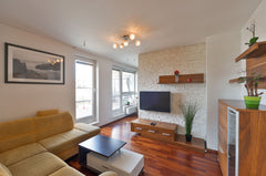 Super Family Apartment 15min from Center is ideal for families or larger groups   Super Family Apartment 15min from Center Entire rental unit vacation rental 41250578