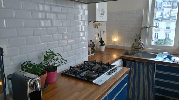 Vous apprécierez mon logement pour le quartier, la luminosité, l'ambiance, les e Paris, France Agréable 3 pièces, idéale pour une famille Entire rental unit vacation rental 14276246