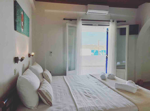 Enjoy your holidays at our seafront Cycladic style apartments, with a wonderful MADON - Cycladic style apartments 1 Private room in vacation home vacation rental 656425143491864311