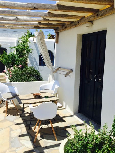 Studio for three guests on the first floor (three single beds) with private vera Greece NO1studio (3 adults) with garden view in town Entire rental unit vacation rental 13241651
