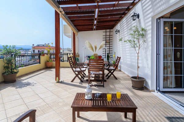 Spacefull penthouse (70sq.m) accessible by elevator, in quiet area of Nea Chora   Central Penthouse in quiet area near sandy beach Entire condo vacation rental 602550492371103304
