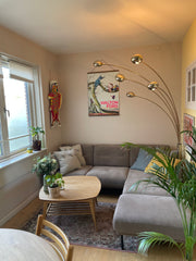 Denne charmerende og hyggelige lejlighed er beliggende på det hippe Nørrebro, hv Copenhagen, Denmark Dejlig lejlighed på Nørrebro med gratis parkering Entire rental unit vacation rental 38779595