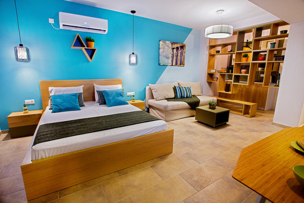 NEW – VERY CENTRAL – HELPFUL HOST <br />New, bright and completely renovated lof Athens, Greece Inner City Loft 42 Entire rental unit vacation rental 42014469