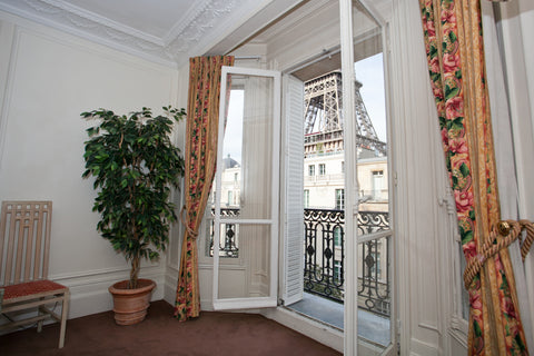 Amazing apartment in front of the Eiffel Tower fully furnished and ideal for a f Paris, France [110m2] City View Apartment Entire rental unit vacation rental 3736614
