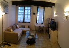 Appartement de 40m² composé d'un grand séjour charmant et atypique, une cuisine  Lyon, France Appartement de charme Lyon centre Entire rental unit vacation rental 10497367