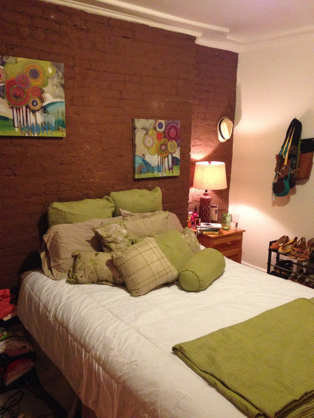 Cozy 2BR in the heart of Hell's Kitchen. 5 Floor. Exposed brick, pullout couch,  New York, NY Rental unit in New York · ★4.20 · 2 bedrooms · 2 beds · 1 bath Entire rental unit vacation rental 4453233
