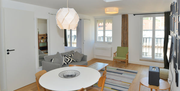 Discover this beautiful apartment furnished with air cooler and balcony in the 1 Lyon, France 1-Bdr with air cooler and balcony Entire rental unit vacation rental 681007964544220382
