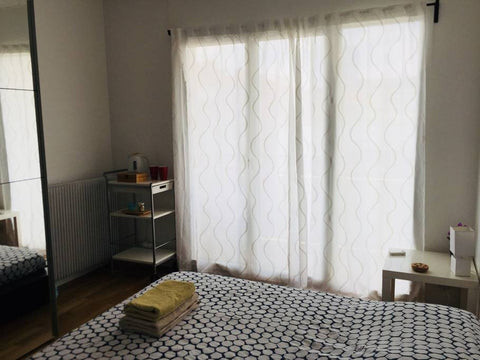 Bonjour à tous,<br />La chambre dans laquelle nous vous accueillons se situe dan Lyon, France Chambre calme Gare Part Dieu Private room in condo vacation rental 29527335