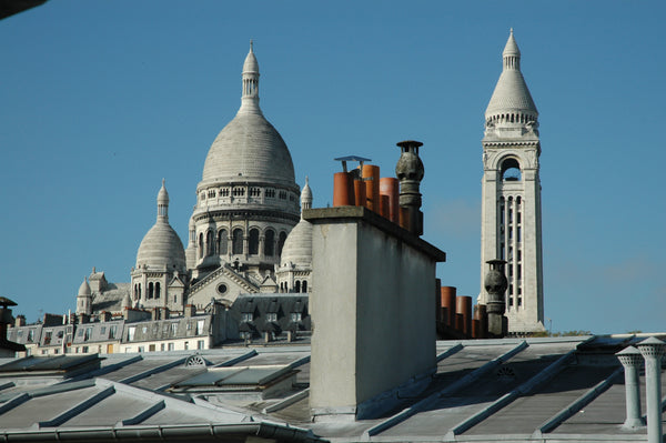 Cosy romantic flat, high-perched in vibrant Montmartre. Our bright apartment fea Paris, France Romantic flat in Montmartre with a wonderful view Entire rental unit vacation rental 21307421