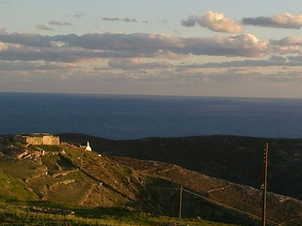 My property is a refurbished traditional Cycladic farmhouse, built in 1910. The  Folegandros, Greece Private rooms with wonderful views Private room in home vacation rental 12104456