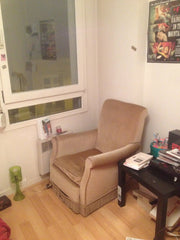 Il s'agit d'une chambre que notre colocataire cède le temps d'un voyage. Elle es Lyon, France Colocation rue Cavenne Private room in rental unit vacation rental 12402572
