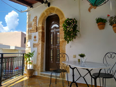 La Casa Paterna is a 2019 renovated house that tried to keep a bit of its old tr Thessaloniki, Greece La Casa Paterna Platanias square Entire home vacation rental 34902338