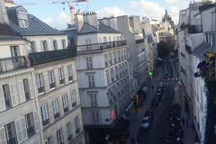 One cosy room in a very charming appartment in the center of Paris, with the vie  Private and cosy room in the center of Paris Private room in rental unit vacation rental 19137931