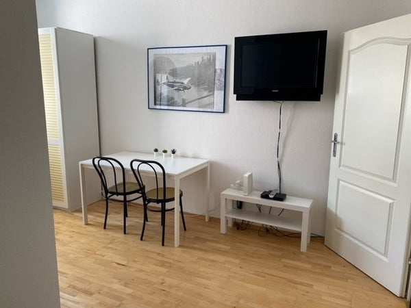 The apartment is very centrally located in the 7th district. The well-known shop  Vienna City- Apartment Entire rental unit vacation rental 648255670784519165