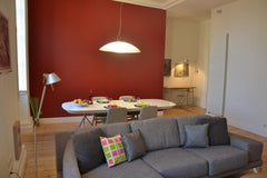 Completely renovated with materials respecting the environment, this apartment o Bordeaux, France Apartment-Comfort-Ensuite with Shower-City View Entire rental unit vacation rental 4843341