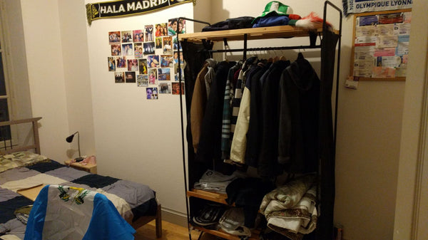 Je propose une chambre privée dans un appartement 3 pièces tout confort, situé e Puteaux, France Chambre dans appartement idéal fête des Lumières Private room in rental unit vacation rental 22059712