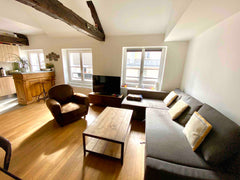 In the last floor of an old building with an elevator, this apartment has all th Paris, France Quiet and peaceful apartment in Paris Le Marais. Entire rental unit vacation rental 15125938