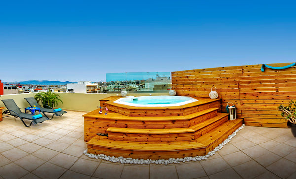 Luxury sea-view penthouse on the fourth floor, isolated from the rest of the bui Heraklion, Greece Luxury Sea-View Penthouse in Heraklion Crete Entire rental unit vacation rental 17983646