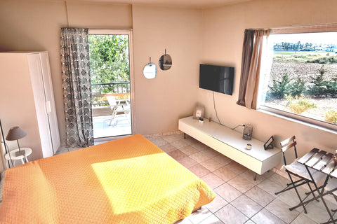 A cozy studio with sunset view, situated in Marmari,  within walking distance fr Greece Sunset view studio, close to the Sea & Nature. Entire rental unit vacation rental 43853352