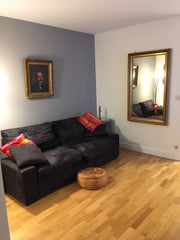 My flat is situated next to Beaugrenelle shopping centre, 5 minutes walking from Paris, France Quiet 2 rooms of 50m2. Close to the Eiffel tower. Entire rental unit vacation rental 16037207