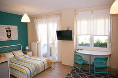 A bright and sunny mini apartment literally in the heart of Thessaloniki! <br /> Thessaloniki, Greece #1 SUPER CUTE MINI STUDIO IN CITY CENTER Entire rental unit vacation rental 4666758