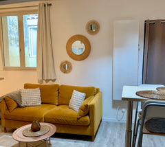 Au cœur du quartier Saint Michel, entre la basilique et le célèbre marché des ca Bordeaux, France Bordeaux quartier Saint Michel, appartement cosy Entire rental unit vacation rental 5577608