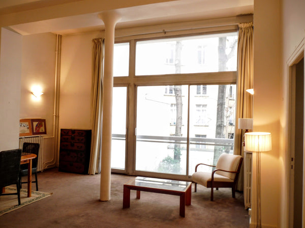 Located in a typical Parisian area (LEVIS market), this flat is very quiet and w Paris, France Quiet flat with garden view Entire rental unit vacation rental 9968929