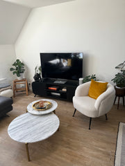 Fully equipped apartment in ideal location for short term rent (2-6 months) in A Antwerp, Belgium Perfectly located 2 bedroom apartment with terrace Entire condo vacation rental 704875679288587347