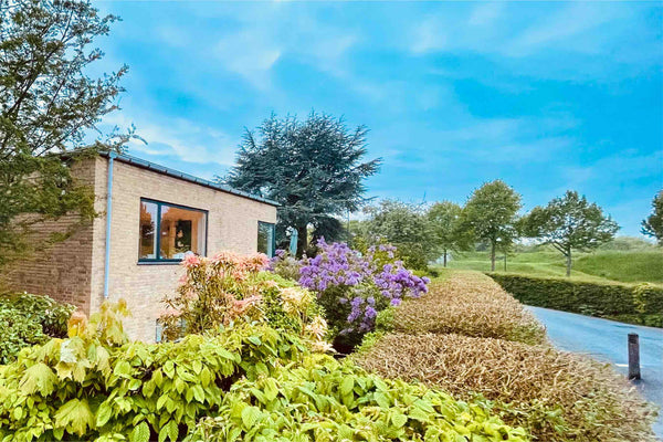 Beliggenhed, beliggenhed, beliggenhed. <br /><br />Familievilla ud til Vestvolde Copenhagen, Denmark Familievilla med suveræn beliggenhed. Station 200m Entire villa vacation rental 49733153