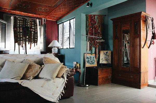 How about stayng in the centre of the city of Heraklion? <br />This very unique   Cozy Art appartment, Centre Entire loft vacation rental 13886122
