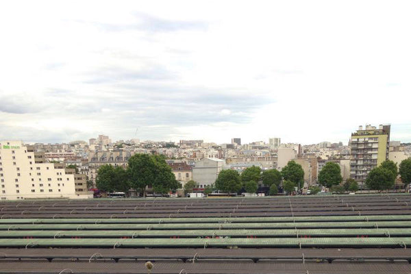 Appartement très agréable avec salon lumineux qui dispose d'une vue sans vis à v Bordeaux, France Appartement 40m2, Paris 10ème arrondissement Entire rental unit vacation rental 19824509