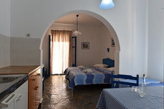 Furnished apartment complex in cosmopolitan Naousa, Paros. A small, green heaven Greece Triple Studio in Naoussa Paros_Alpha Studios Entire rental unit vacation rental 28690396