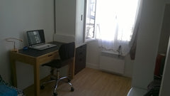 studio de 12m2 , très propre, lumineux et calme!<br />4è étage sans ascenseur co Paris, France studio calme et bien situé Paris 11è Entire rental unit vacation rental 19780239