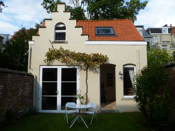 Home away from home! Small carriage house in private home all to your own. Inclu Brussels, Belgium The Petite Maison Private room in bed and breakfast vacation rental 2971539