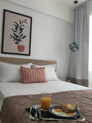 Enjoy an endless blue view and stunning sunsets from a newly built one-bedroom s Brentford, United Kingdom Sea, mountain & stunning sunset view modern suite Entire vacation home vacation rental 683060514555131813