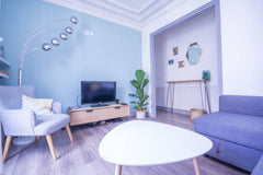 Magnifique appartement: à la fois coloré, confortable et chaleureux. Il sera par Paris, France Appartement cosy avec balcon près de Bastille Entire rental unit vacation rental 19708555